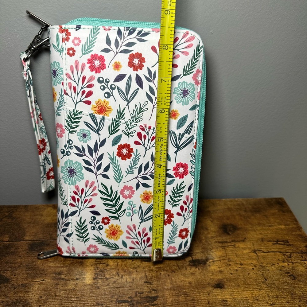 Floral Zip-Around Passport/Travel Documents Wallet - Picture 4 of 9